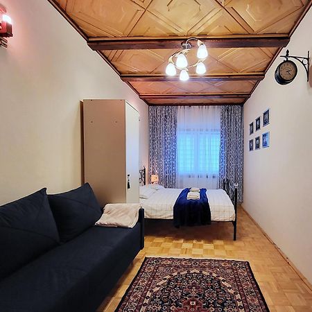 Bed and Breakfast Husarska 60 Warszawa Zewnętrze zdjęcie