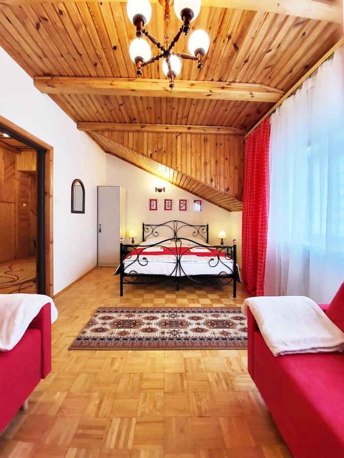 Bed and Breakfast Husarska 60 Warszawa Zewnętrze zdjęcie